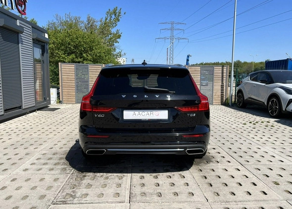 Volvo V60 cena 99700 przebieg: 175331, rok produkcji 2019 z Rawa Mazowiecka małe 781